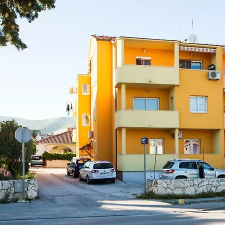 Jelica Apartman *