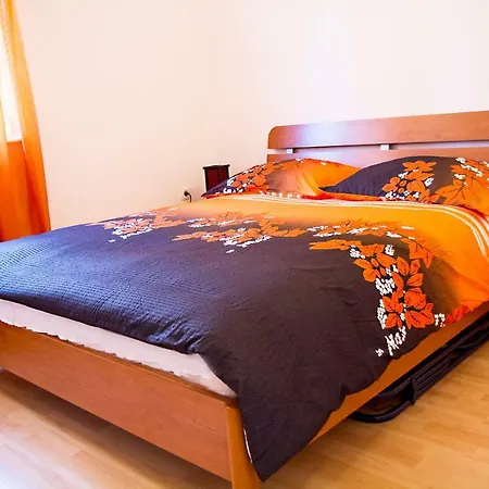 Jelica Apartman Kaštela