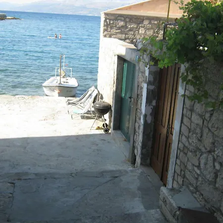 Jelica Apartman Kaštela